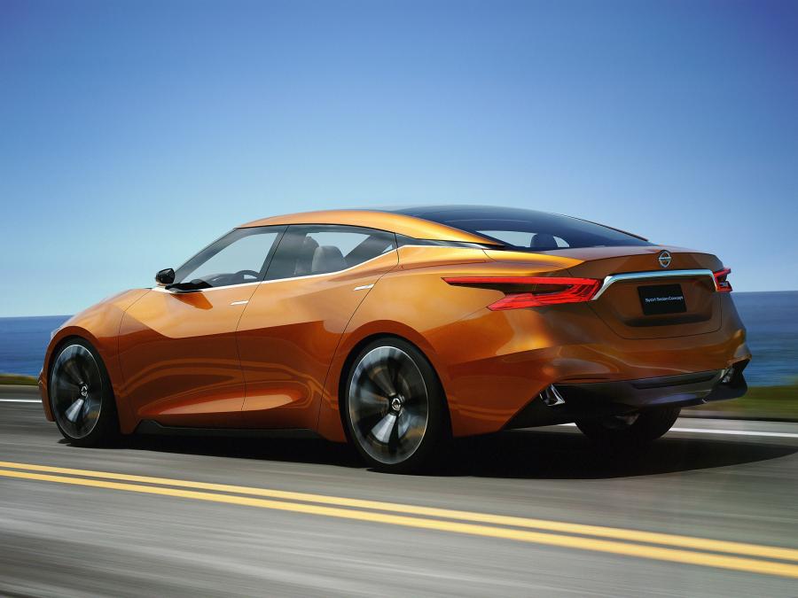  Nissan Sport Sedan Concept 2014 года  (фото 15 из 28)